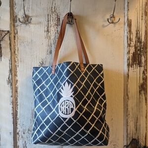 Thirty-One All Around Town Tote EUC Monogram Embroidery ARP White, Tan, Navy